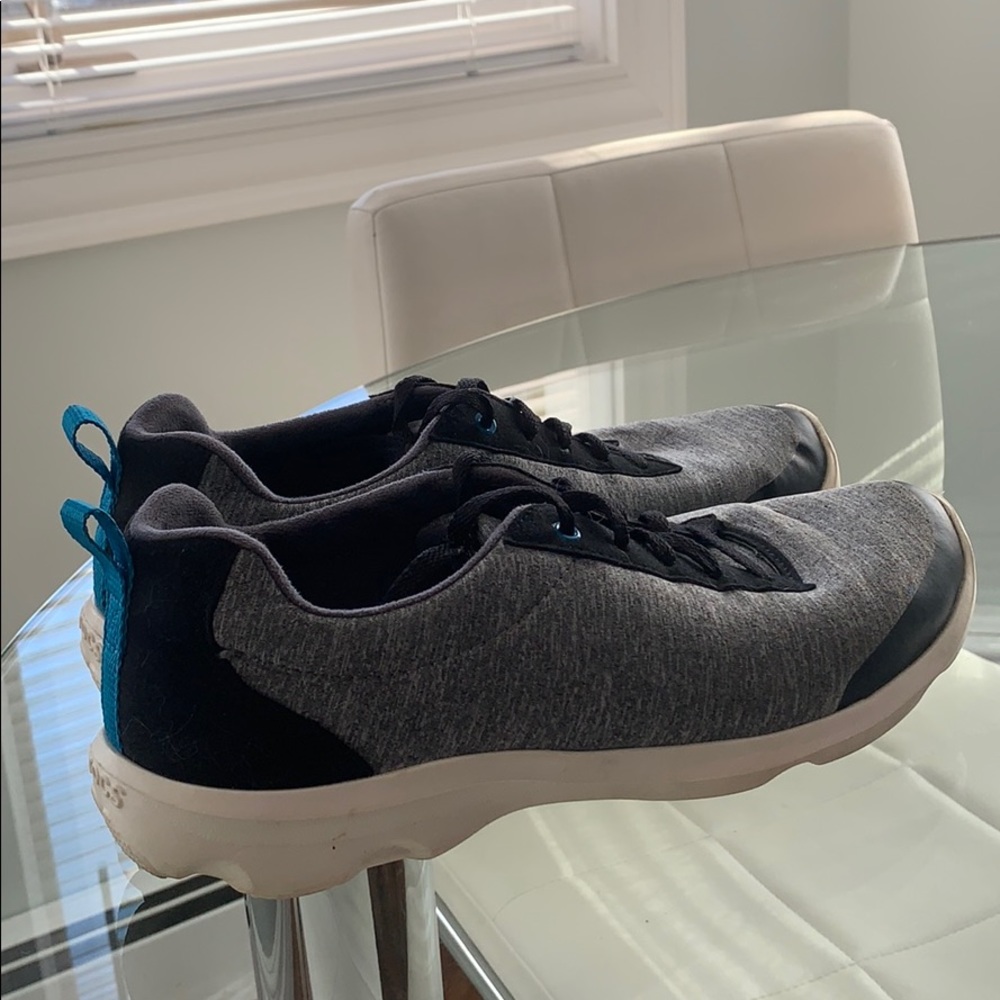 Crocs Sneakers - Picture 2 of 4
